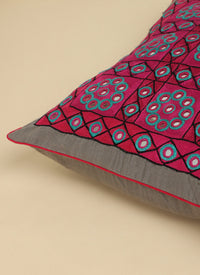 Vrinda cushion cover